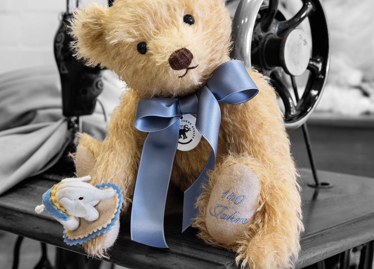 140 років німецькому бренду STEIFF 140 років німецькому бренду STEIFF