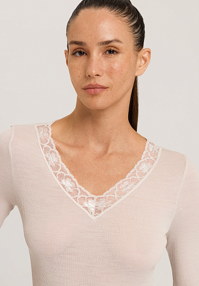 Футболка, Woolen Lace