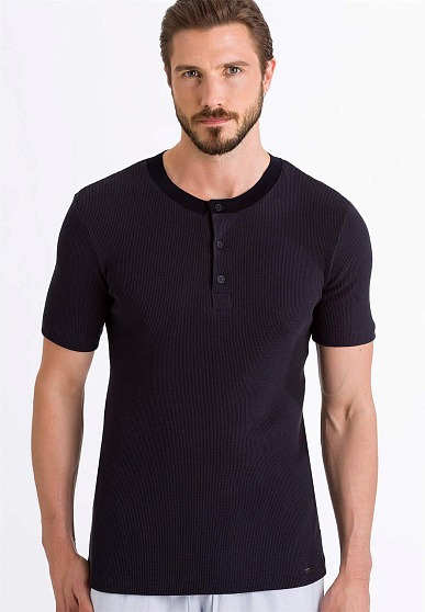 Футболка, Basil